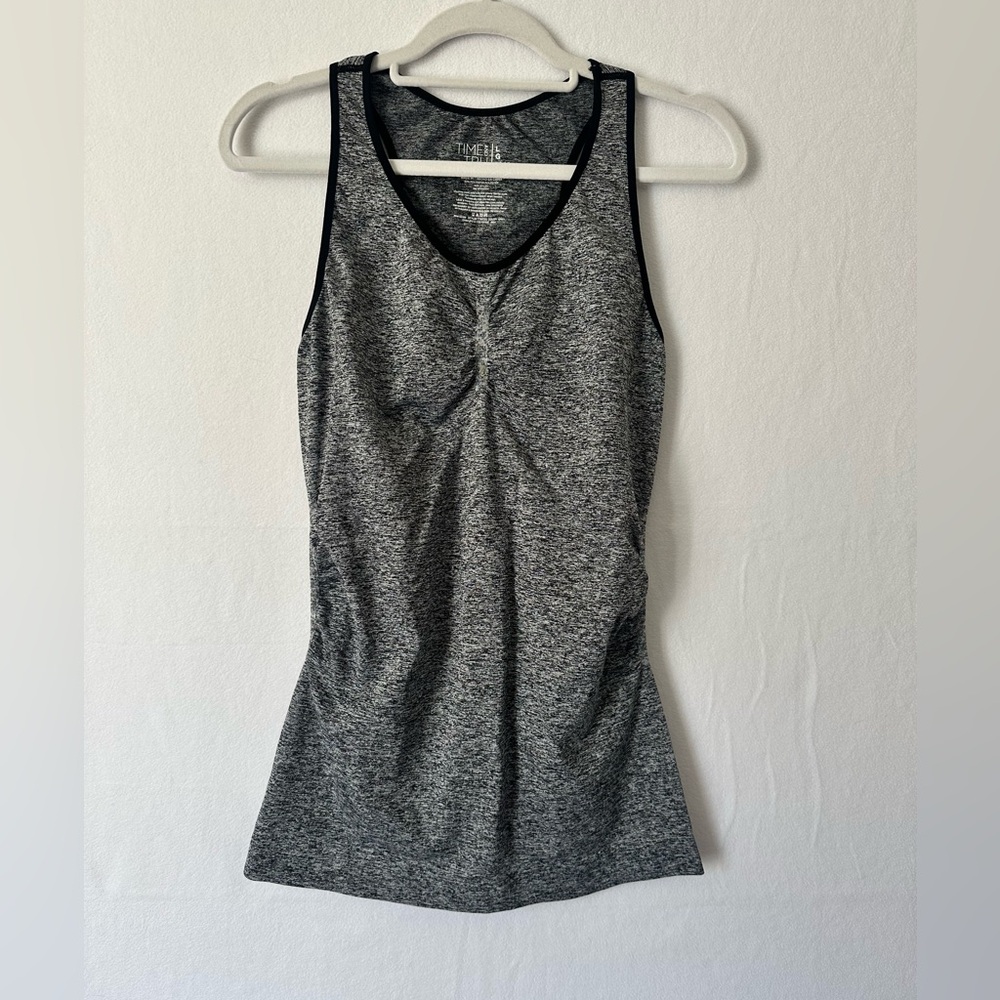 Time and Tru Maternity Gray Racerback Tank – Women’s Size L (12–14)